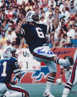 Autographed TOM DEMPSEY 8X10 Buffalo Bills Photo