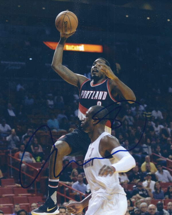 Autographed AL-FAROUQ AMINU Portland Trail Blazers Photo