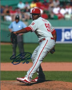 AUTOGRAPHED HECTOR NERIS 8X10 Philadelphia Phillies Photo