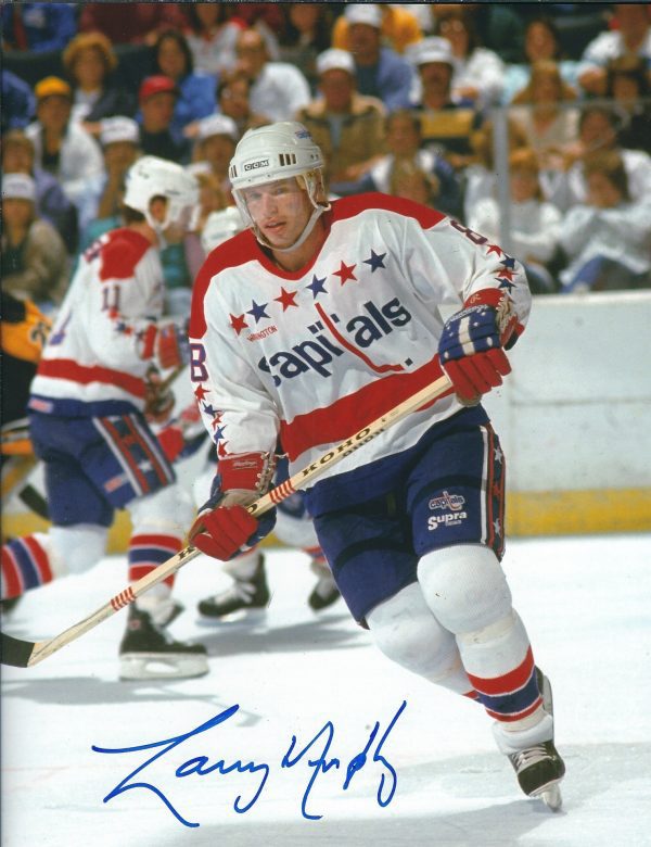 Autographed  LARRY MURPHY 8X10 Washington Capitals photo.