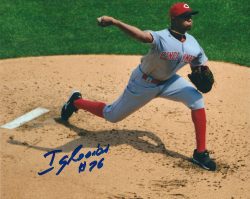 AUTOGRAPHED RAISEL IGLESIAS 8X10 Cincinnati Reds Photo