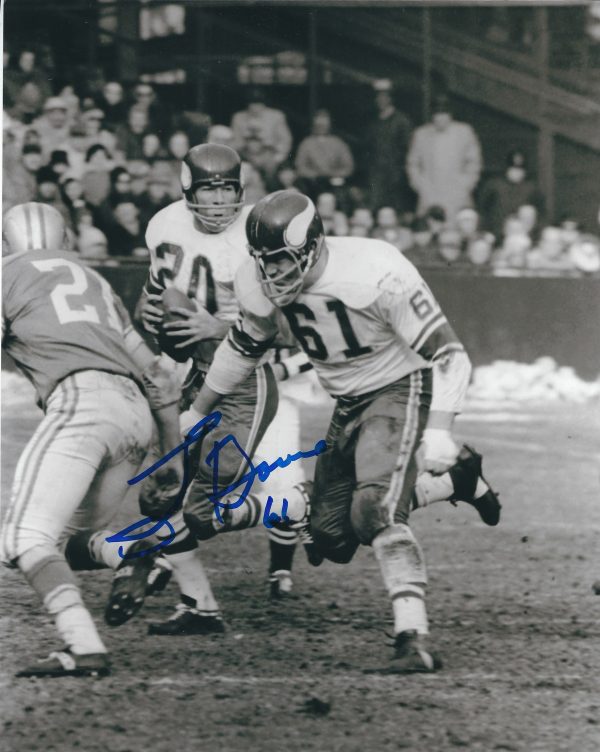 Autographed LARRY BOWIE  8X10 Minnesota Vikings Photo