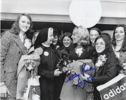 Autographed CATHY RUSH 8X10 Immaculata photo