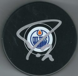 Autographed JORDAN EBERLE Edmonton Oilers Hockey Puck