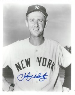 AUTOGRAPHED JOHNNY SCHMITZ 8X10 NEW YORK YANKEES photo