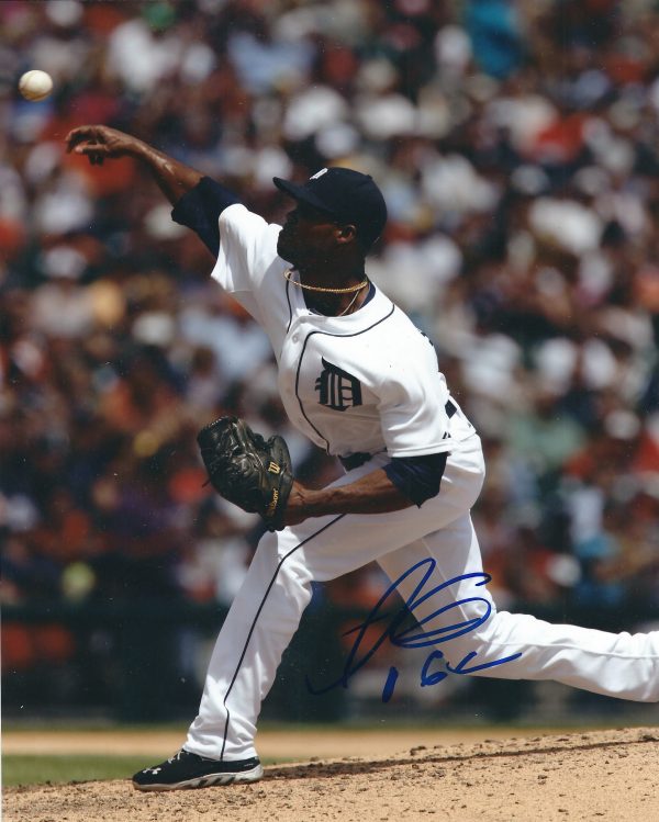 AUTOGRAPHED AL ALBURQUERQUE 8X10 Detroit Tigers Photo