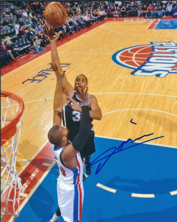 Autographed BORIS DIAW 8X10 San Antonio Spurs Photo