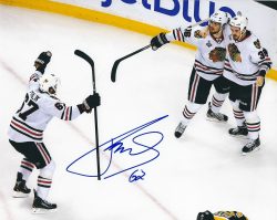 Autographed MICHAEL FROLIK 8X10 Chicago Blackhawks Photo