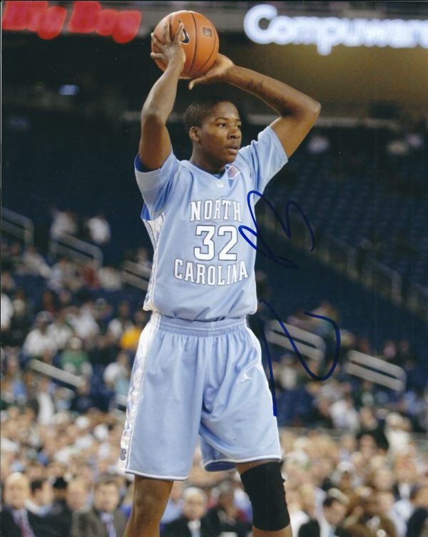 Autographed ED DAVIS 8X10 UNC Tar Heel Photo