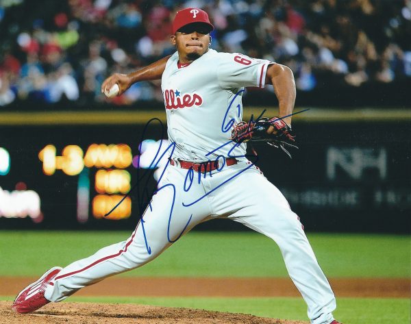 AUTOGRAPHED EDUBRAY RAMOS 8X10 Philadelphia Phillies Photo
