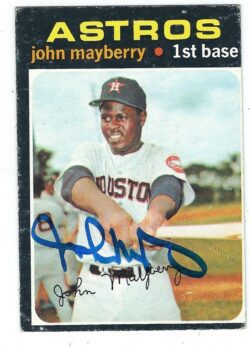 Autographed JOHN MAYBERRY 1971 Topps Card