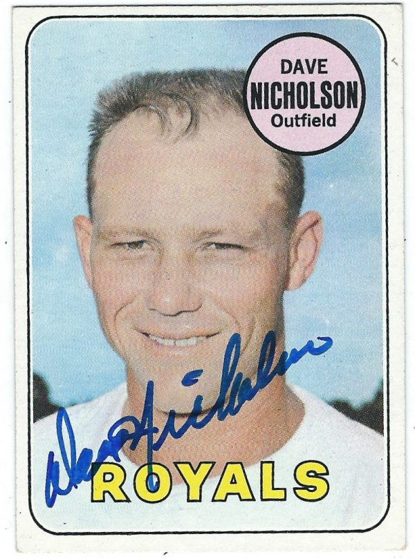Autographed DAVE NICHOLSON 1969 Topps Card