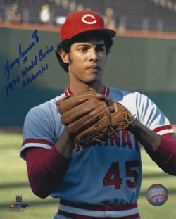 AUTOGRAPHED MANNY SARMIENTO 8X10 Cincinnati Reds Photo