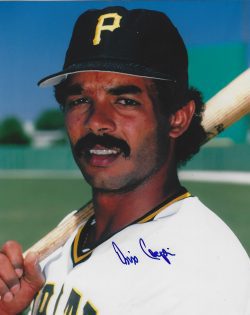 Autographed ONIX CONCEPCION 8X10 Pittsburgh Pirates Photo