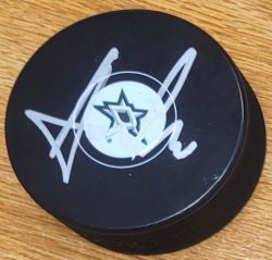 Autographed MARTIN HANZAL Dallas Stars Hockey Puck