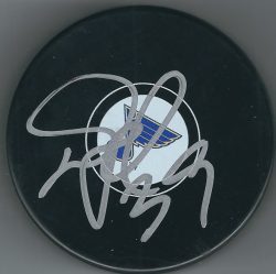Autographed DOUG WEIGHT St. Louis Blues Hockey Puck