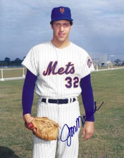 Autographed JON MATLACK 8X10 New York Mets photo