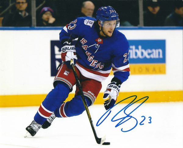 Autographed RYAN SPOONER  8X10 New York Rangers Photo