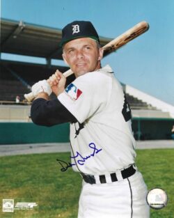 AUTOGRAPHED DICK TRACEWSKI 8X10 Detroit Tigers Photo