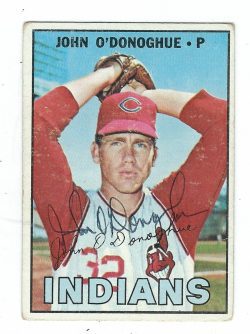 Autographed JOHN O'DONOGHUE 1967 Topps Card