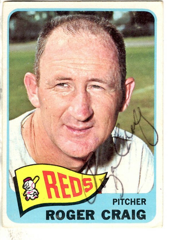 Autographed Roger Craig 1965 Topps Card