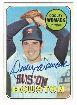 Autographed DOOLEY WOMACK Houston Astros 1969 Topps Card