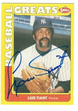 Autographed LUIS TIANT 1991 Swell Baseball Great Card