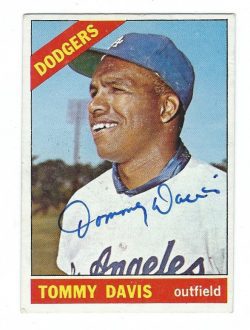 Autographed TOMMY DAVIS 1966 Topps Card