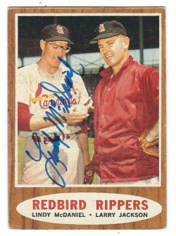 Autographed LINDY MCDANIEL 1962 Topps Card