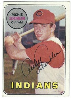 Autographed RICHIE SCHEINBLUM 1969 Topps Card