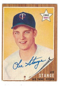 Autographed LEE STANGE 1962 Topps Card