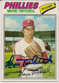Autographed WAYNE TWITCHELL 1977 Topps Card