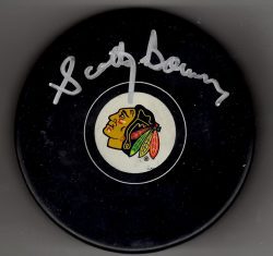 Autographed SCOTTY BOWMAN Chicago Blackhawks Hockey Puck