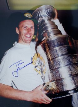Autographed Paul Coffey 91 Cup 16x20 Pittsburgh Penguins Photo - Main  Line Autographs