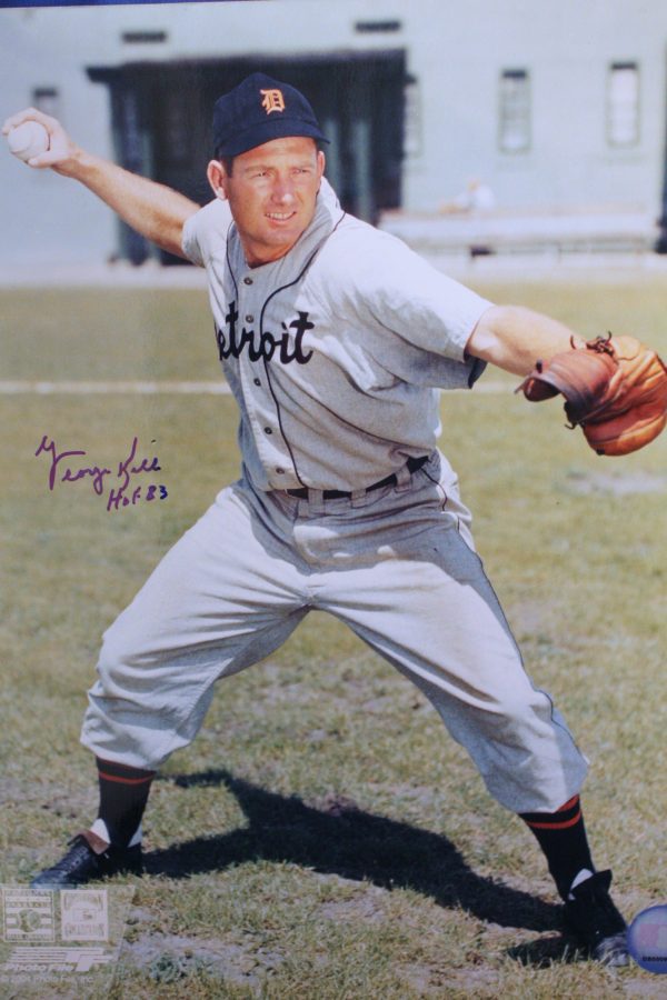 Autographed GEORGE KELL 11 X 14 Detroit Tigers photo