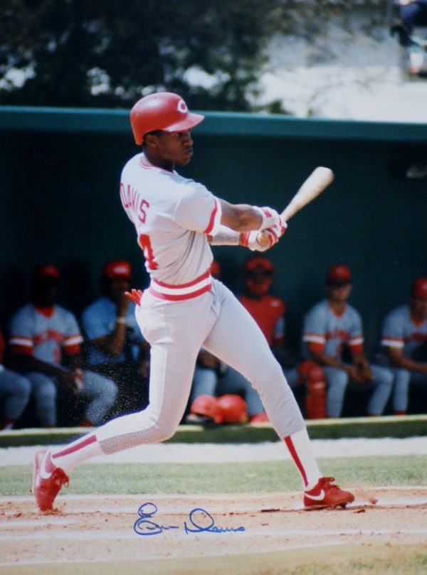 Autographed Eric Davis Cicinnati Reds 11x14 Photo with COA