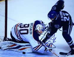 Autographed Daniel Sedin Vancouver Canucks 11x14 photo - w/COA