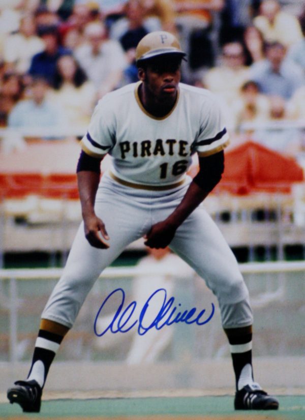 Autographed Al Oliver Pittsburgh Pirates 11x14 photo - COA