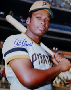 Autographed Al Oliver Pittsburgh Pirates 11x14 photo - COA