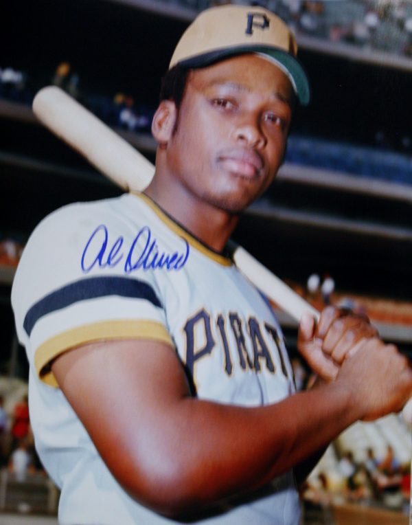 Autographed Al Oliver Pittsburgh Pirates 11x14 photo - COA