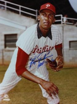 Autographed FERGIE JENKINS - PHILADELPHIA PHILLIES 11 X 14 photo