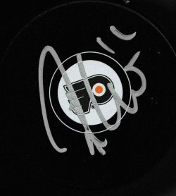 Autographed MICHAEL RAFFL Philadelphia Flyers Hockey Puck