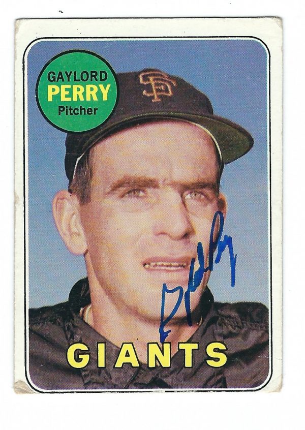 Autographed GAYLORD PERRY 1969 Topps Card