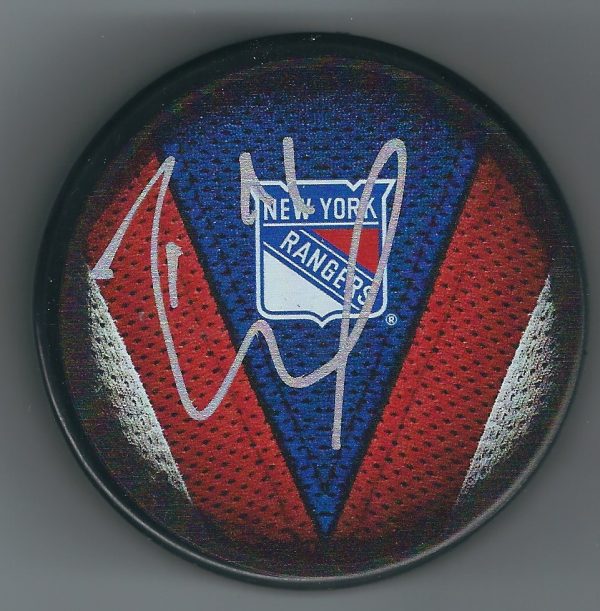 Autographed Rick Nash New York Rangers Hockey Puck -
