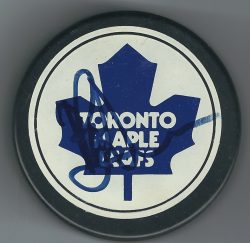 Autographed PAT QUINN Toronto Maple Leafs Hockey Puck