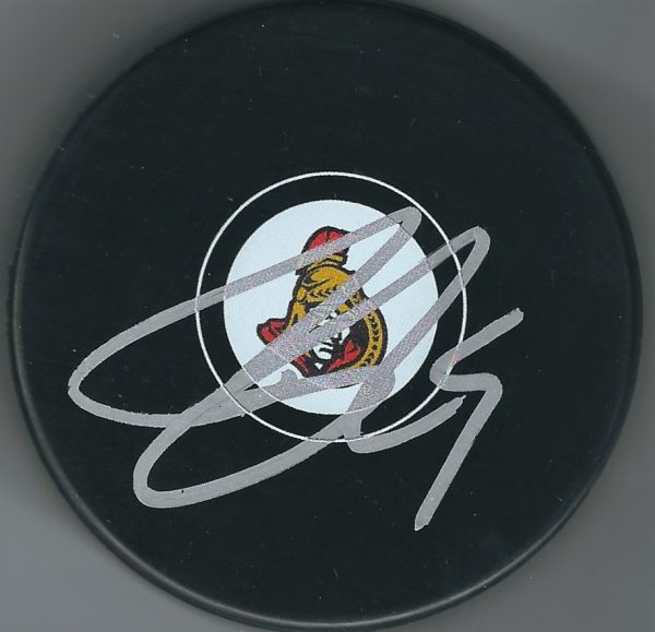 Autographed BOBBY RYAN Ottawa Senators Hockey Puck