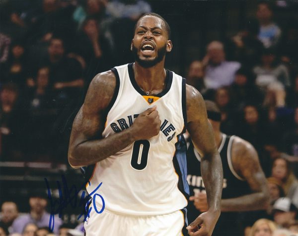 Autographed JAMYCHAL GREEN 8X10 Memphis Grizzlies Photo
