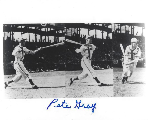 AUTOGRAPHED PETE GRAY 8X10 St. Louis Browns Photo