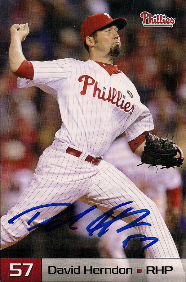 Autographed DAVID HERNDON 2011  Phillies Post card