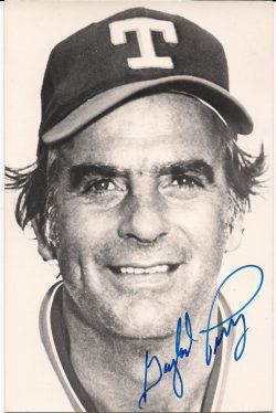 Autographed GAYLORD PERRY  BW Rowe Post Card